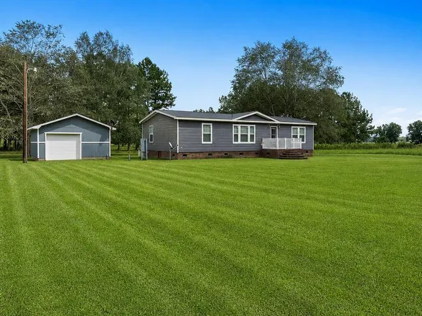 9556 Silver Spoon Road, Clarkton, NC 28433