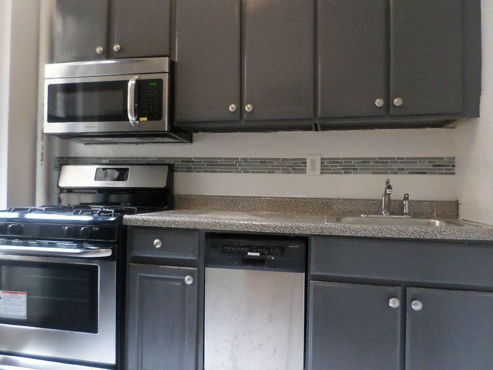 1st image of 2523 31st Ave #B15