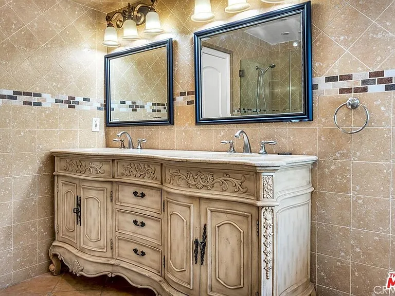 3446 Alginet Dr — Photo 20