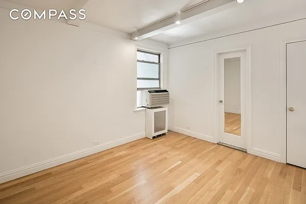 Rented by Compass | media 16