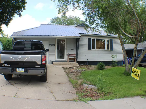 723 N Frederick Ave, Oelwein, IA 50662