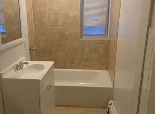 411 S 15th St, Newark, NJ 07103