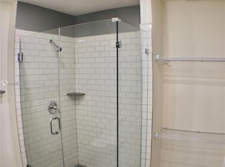 719 SW 7th St #2, Hallandale, FL 33009