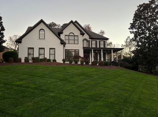 2404 Narrawood St, Raleigh, NC 27614