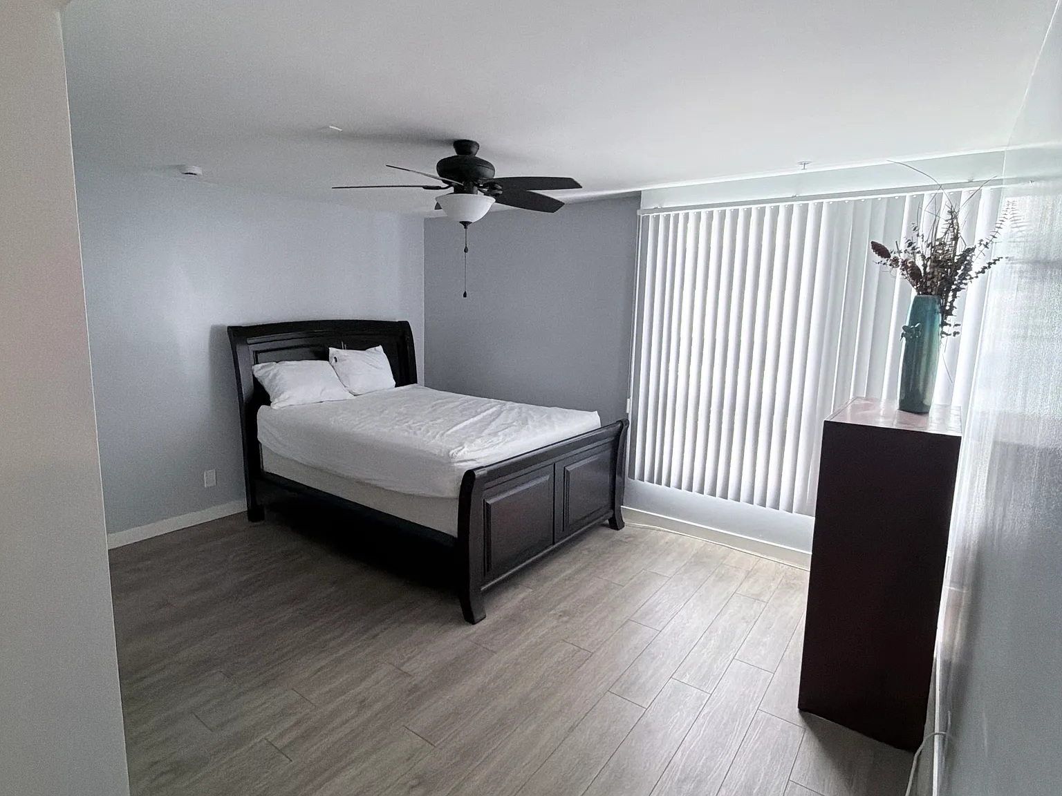 2 bed, 1150 sqft, $2,600 — Photo 4
