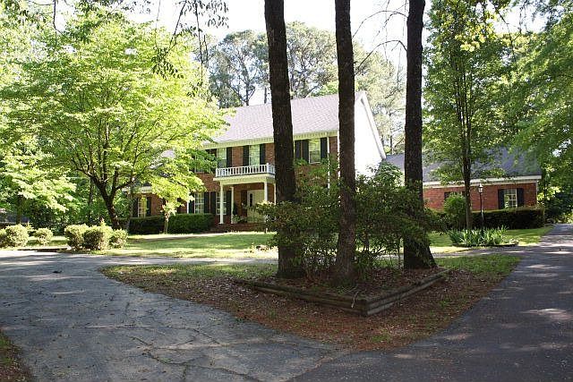 1st image of 107 Turtle Creek Dr