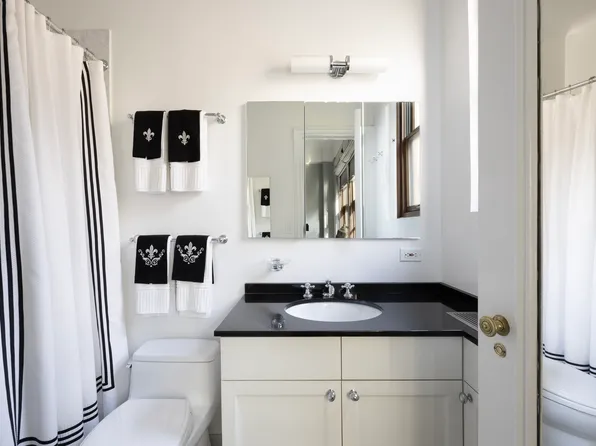 14 East 75th Street image 11 of 11