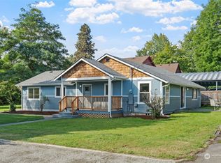 4020 96th St E, Tacoma, WA