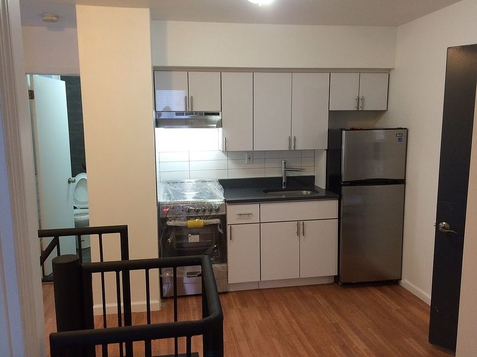 1st image of 1928 Pacific St #1FT