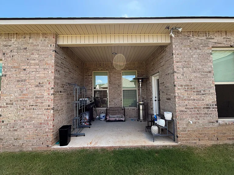 215 Norwell Ln — Photo 19