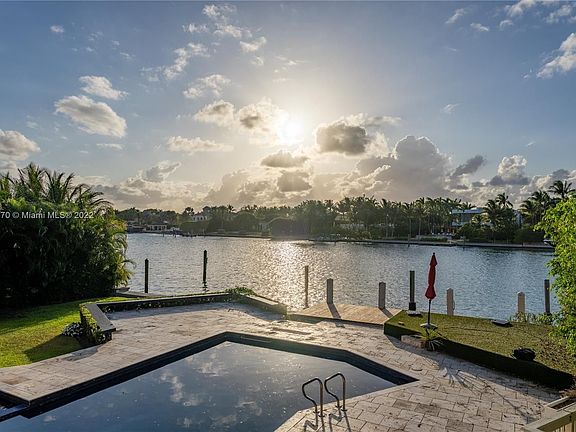 3rd image of 1400 Biscaya Dr #0