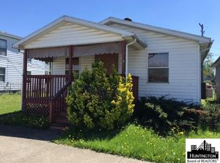 1833 8th Ave, Huntington, WV 25703