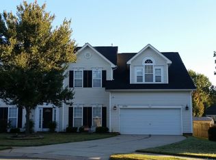 10706 Dapple Grey Ln, Charlotte, NC 28213