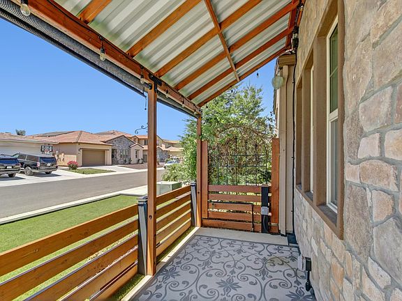 5th image of 9875 Clyde Ingalsbe St