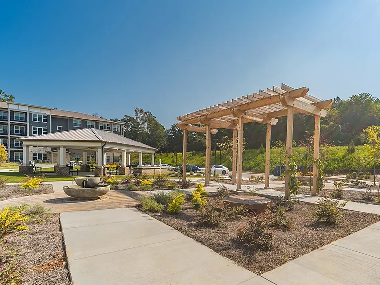 Covington Crossings 55+ Senior Living — Photo 25