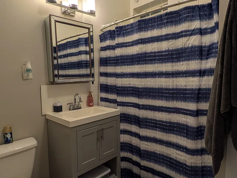 5022 N Winthrop Ave #2W — Photo 14
