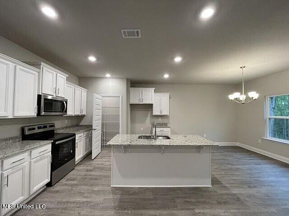 3rd image of 5151 Fairbury Way