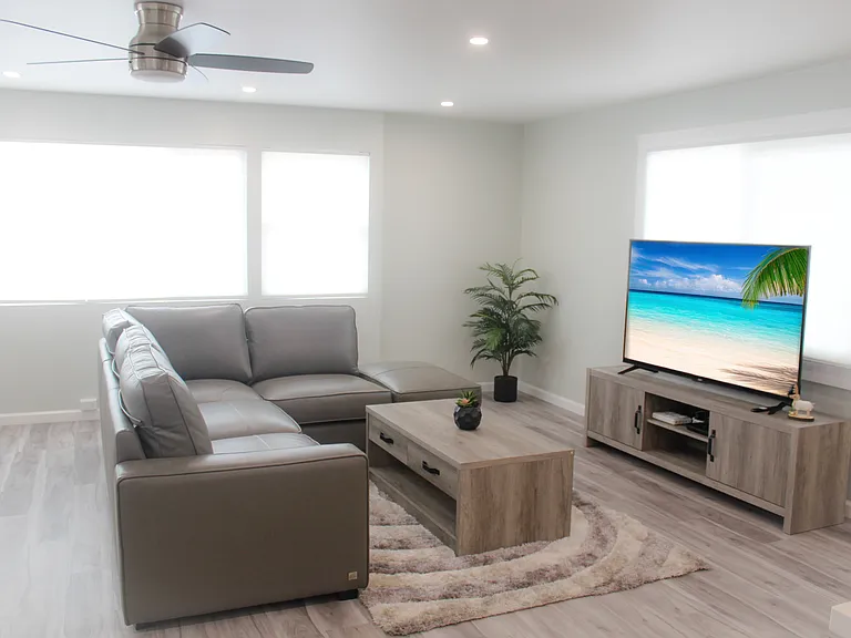 849 Hauoli St #1 — Photo 1
