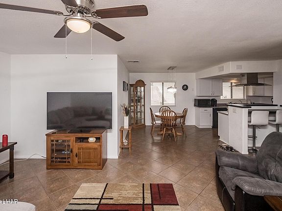 2nd image of 3329 Pioneer Dr