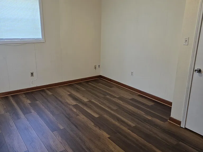 6114 Hodgson St — Photo 12