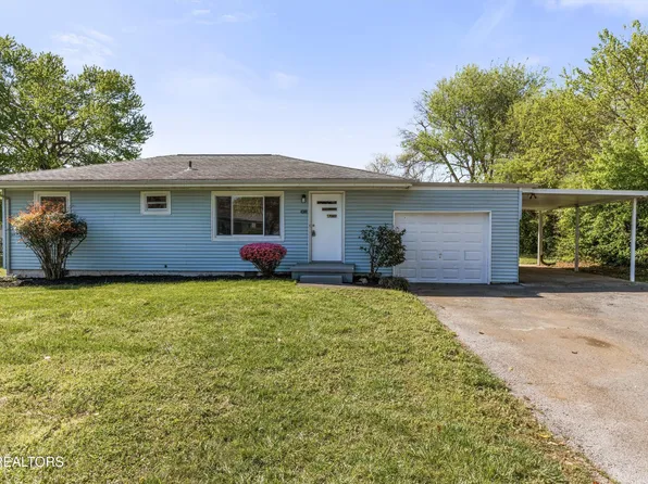 4300 NW Strolling Rd, Knoxville, TN 37912