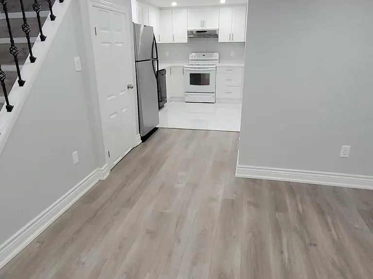 1668 Portland Ct — Photo 8
