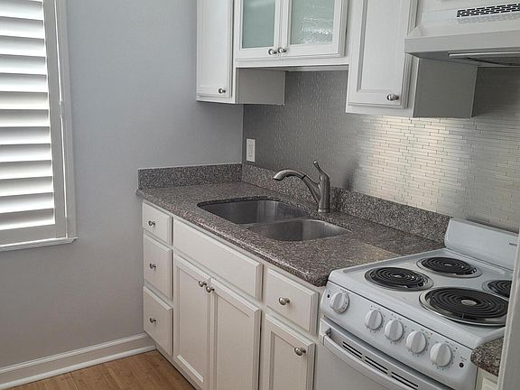 2nd image of 101 S Golfview Rd APT 11