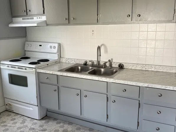 1638 Andrews Pl, Williamsport, PA 17701