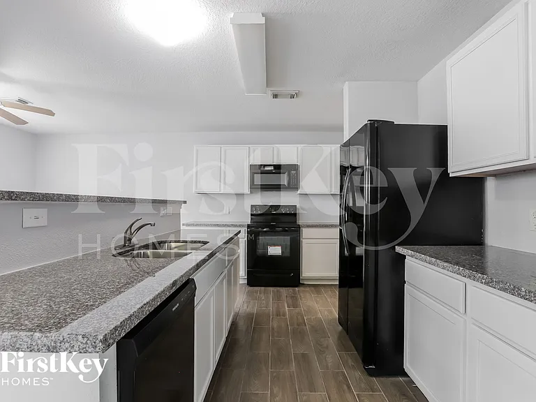 11210 Flying Geese Ln — Photo 7