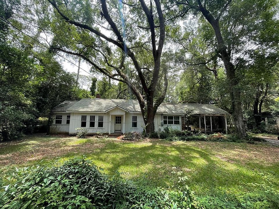 1st image of 505 W Alden Ave