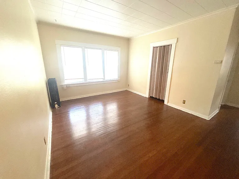 4215 Grand Ave #202 — Photo 4