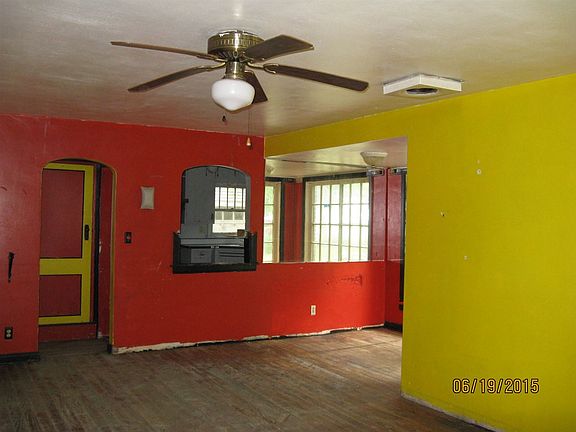 4th image of 20125 W Jewell Ave