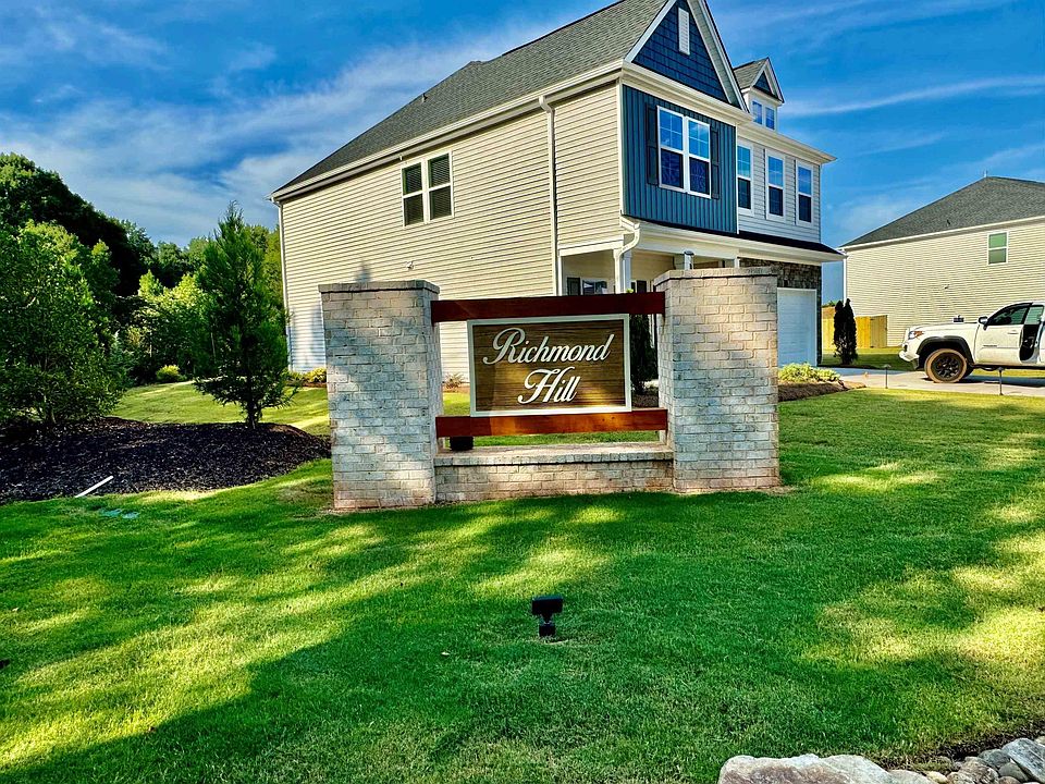 2nd image of 12027 Lansbury Dr