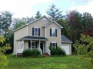 6323 Macedonia Rd, Woodford, VA 22580