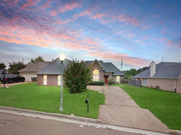 9036 Fletcher Park Cv, Cordova, TN 38016