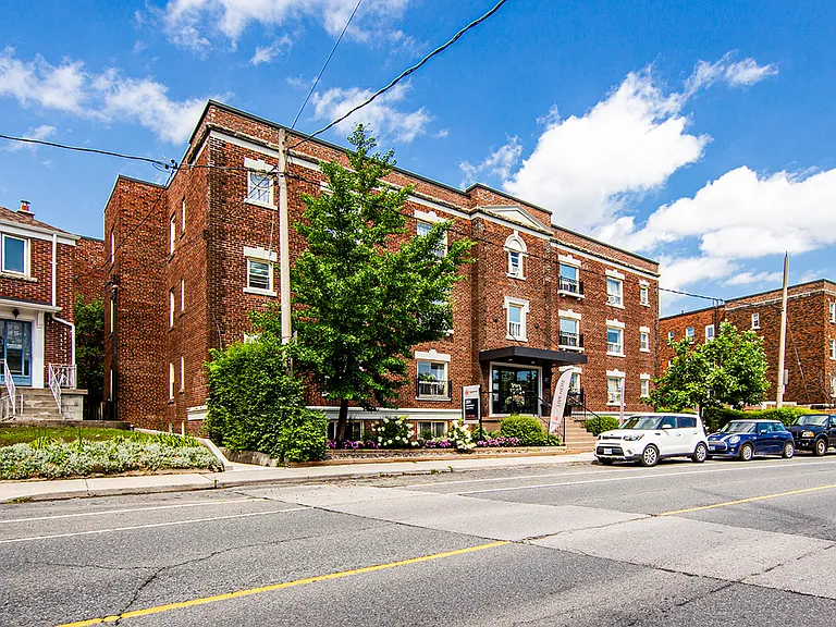 261 Vaughan Rd — Photo 12