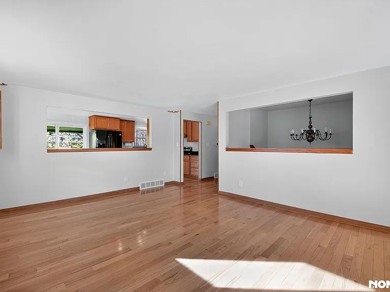 13432 W Alaska Pl — Photo 3
