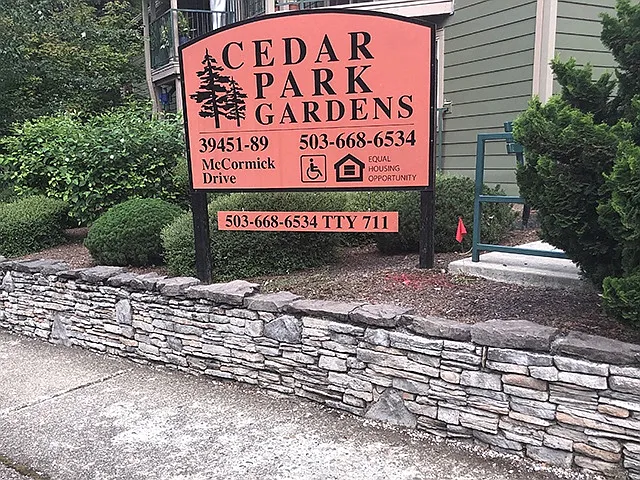 Cedar Park Gardens — Photo 2