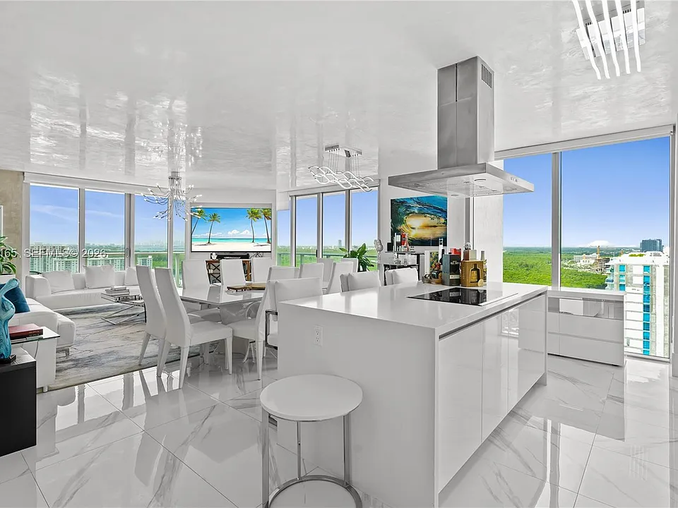 330 Sunny Isles Blvd #5-2302