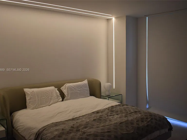 6365 Collins Ave #1211 — Photo 8