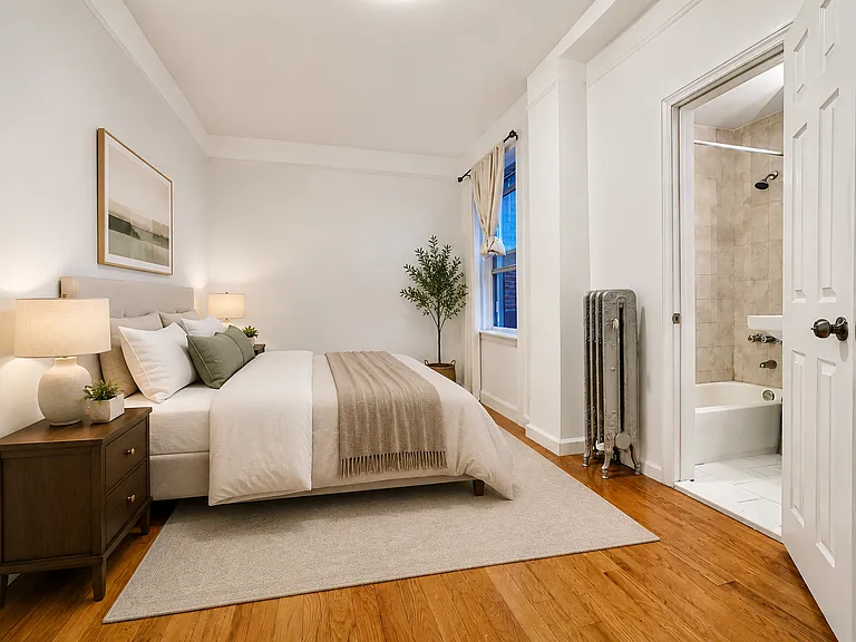 936 W End Ave #D17 — Photo 1