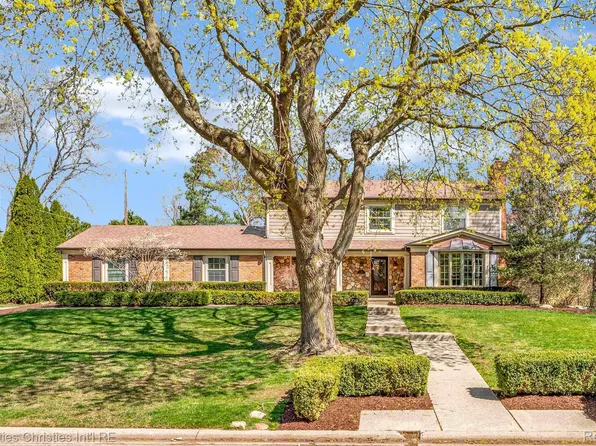 1360 Indian Mound E, Bloomfield Hills, MI 48301