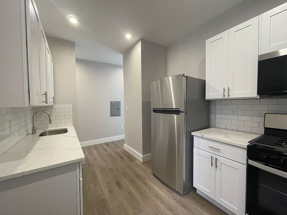 1st image of 47 Duncan Ave #3E