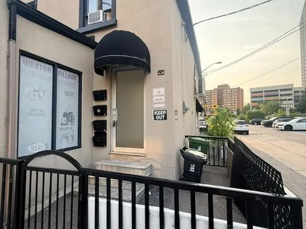 8 John St #A, Toronto, ON M9N 1J3