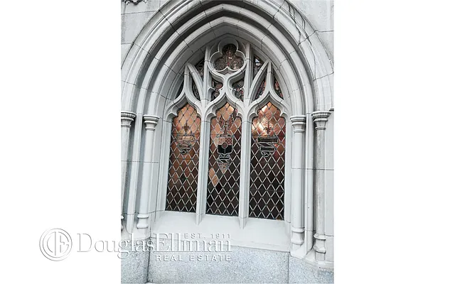 Sold by Douglas Elliman | media 12