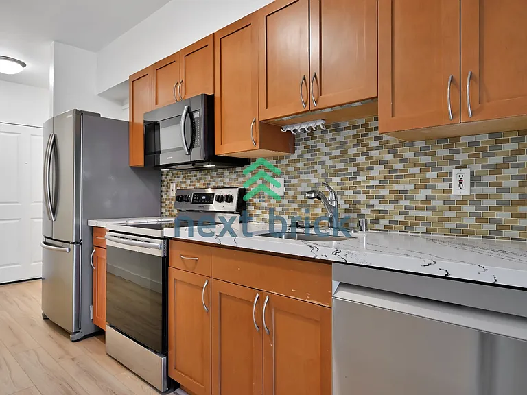 111 108th Ave NE #A310 — Photo 4