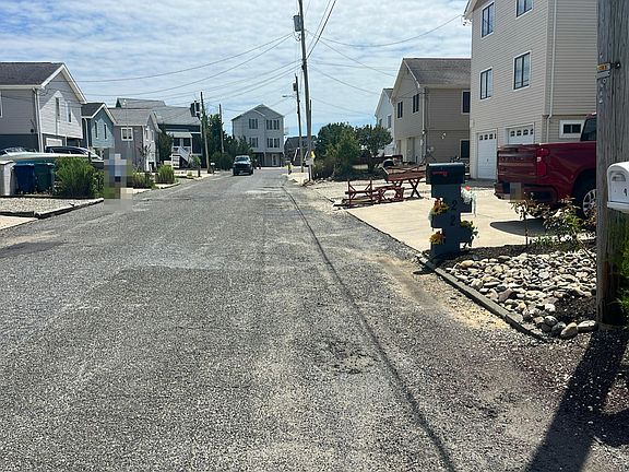 5th image of 20 S Dayton Dr