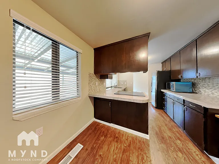 19225 SW Prospect Pl — Photo 11