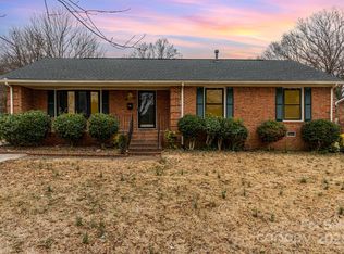 4815 Carriage Drive Cir, Charlotte, NC 28205