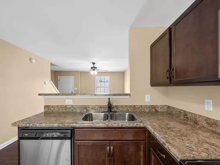 157 Center Pointe Dr — Photo 10